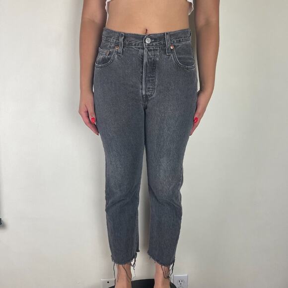 Levi 501 Faded Cut Off Denim Jeans - Picture 4 of 6